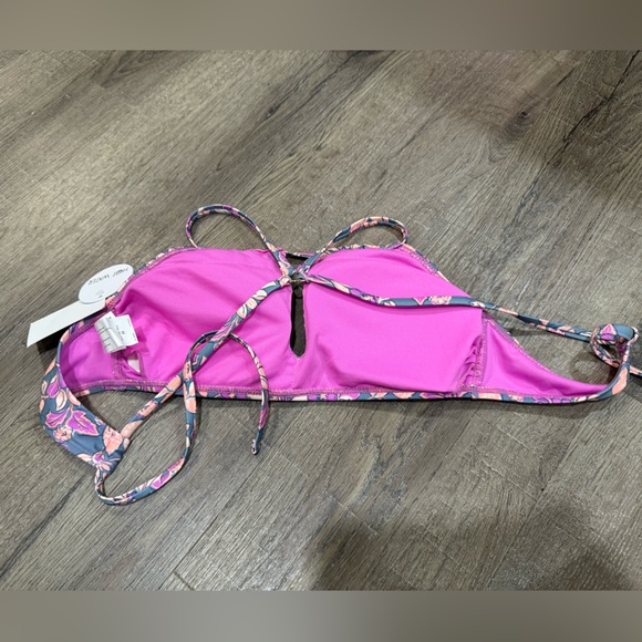 NWT bikini top - Picture 3 of 4